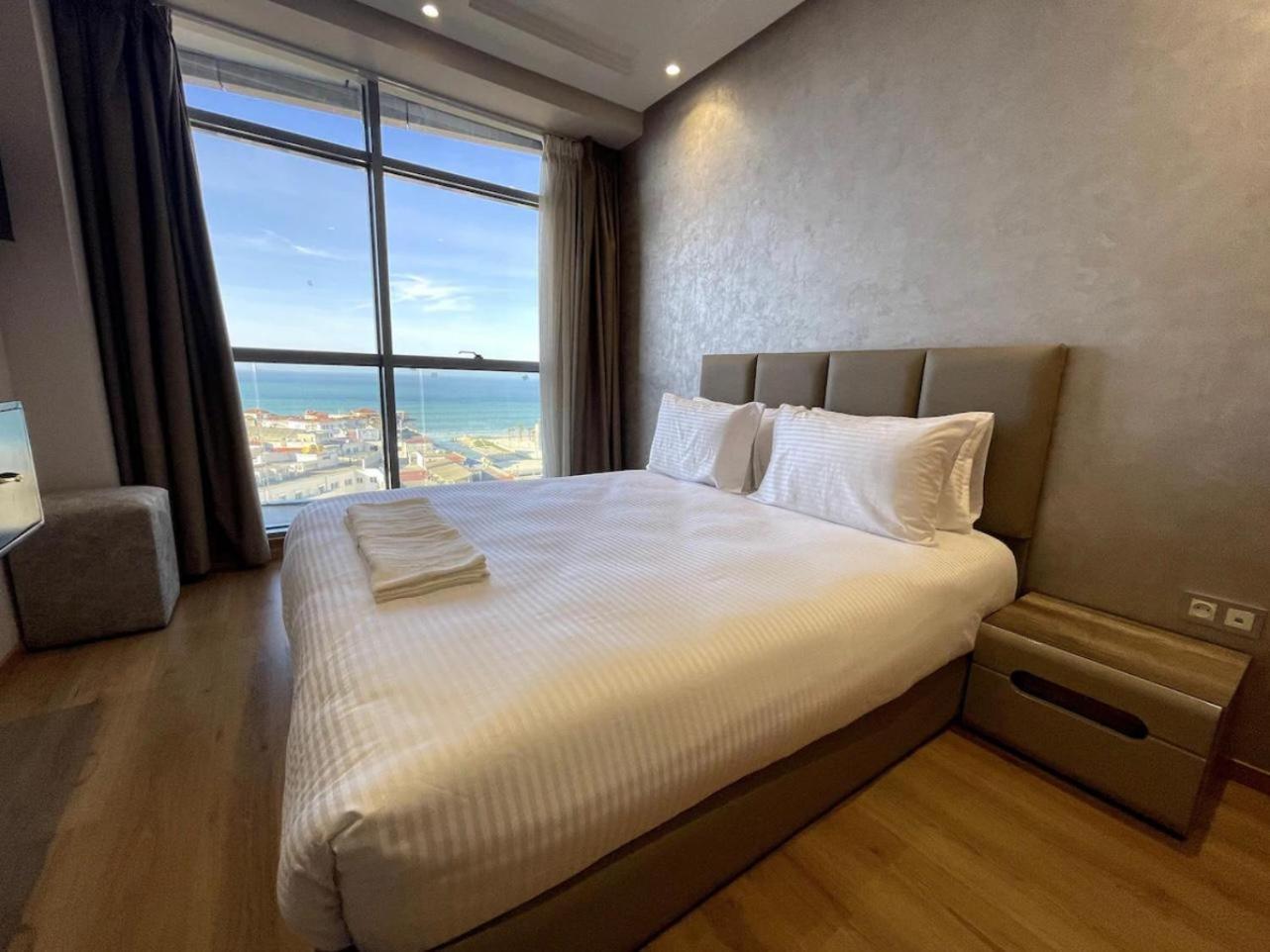 Seafront 2 Bedrooms Flat Tangier Exterior photo